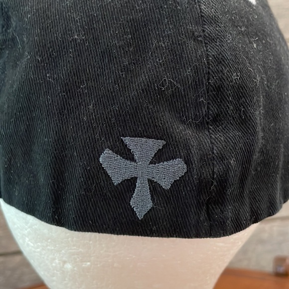 Cult fitted brim ball hat - Picture 2 of 4
